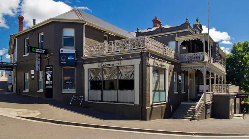 Deloraine Hotel