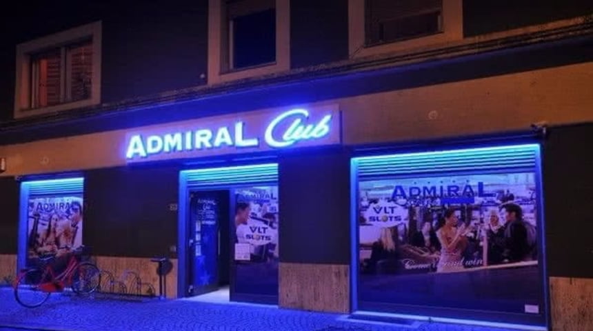 Admiral Club Merano via Carducci