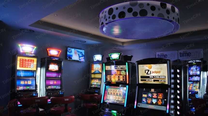 TimeCity Bacoli Slot Hall