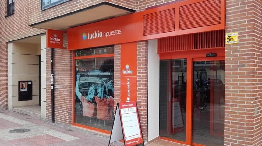 Luckia Apuestas Avila Juan Pablo II